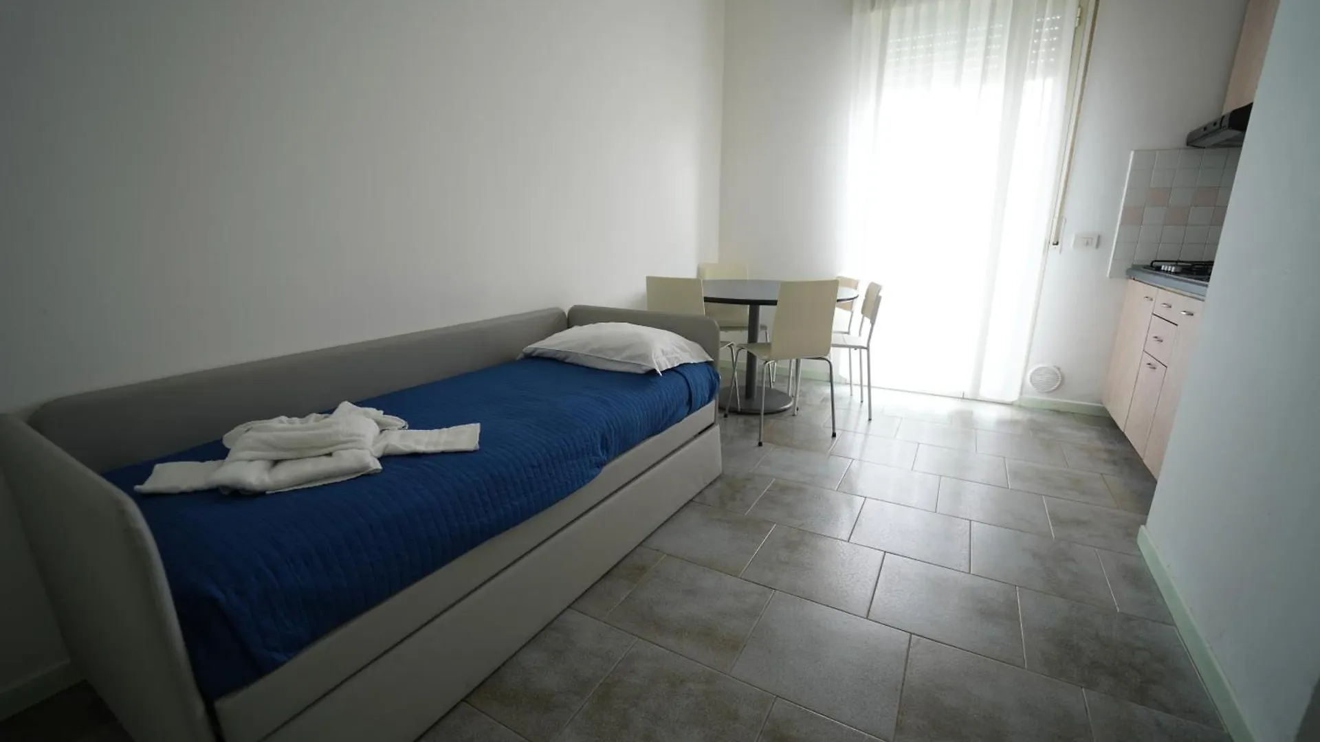 *** Aparthotel Lugano Residence Rimini Italien